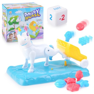 Лошадка в коробке