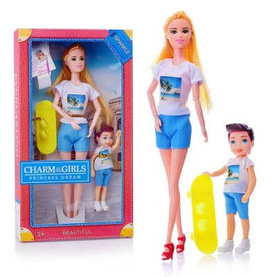 Кукла с аксессуарами, в коробке